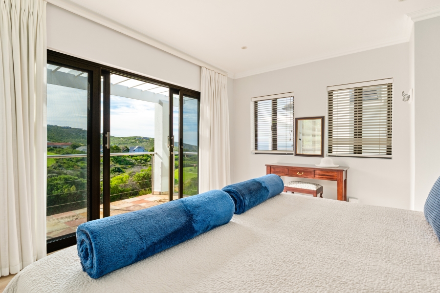 4 Bedroom Property for Sale in Pezula Golf Estate Western Cape